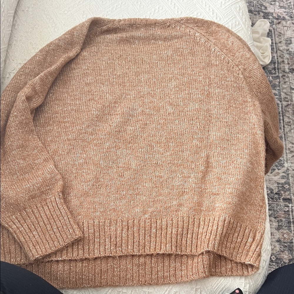 Old Navy Women's Crew Neck Sweater - Tan - Picture 2 of 2
